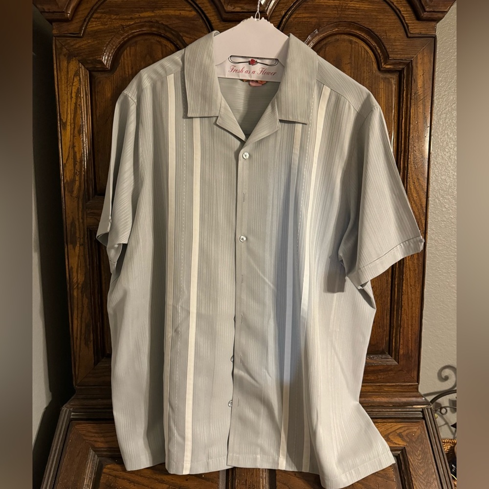 Men’s Cubavera button down shirt